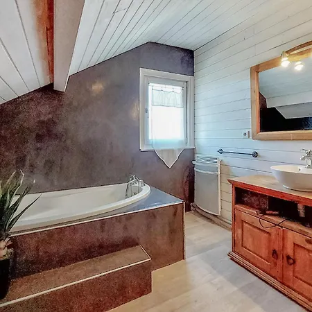 Beautiful In With Kitchen *